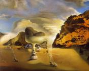 萨尔瓦多 达利 : 沙滩上隐形的阿富汗人及水果盘形状的劳卡的脸和三个无花果